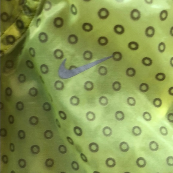 Nike jacket - Picture 3 of 3